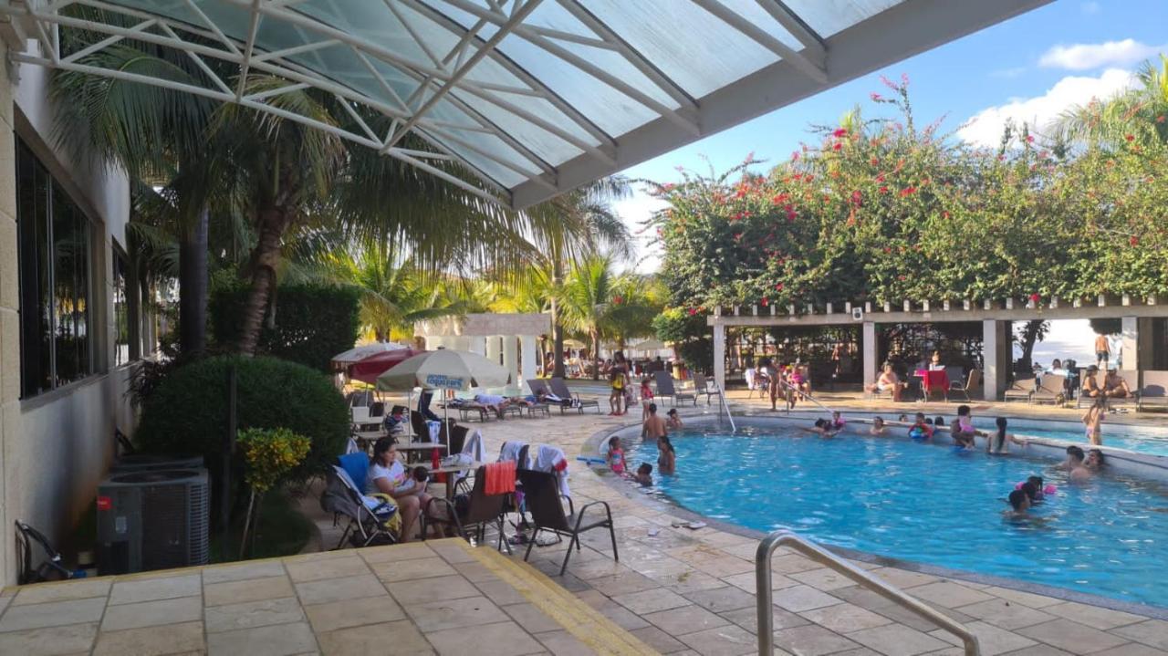 THERMAS LACQUA DIROMA COM PISCINA De ONDAS GRATIS 24horas Caldas Novas Buitenkant foto