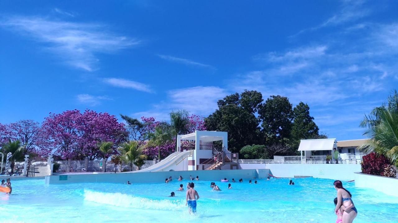 THERMAS LACQUA DIROMA COM PISCINA De ONDAS GRATIS 24horas Caldas Novas Buitenkant foto
