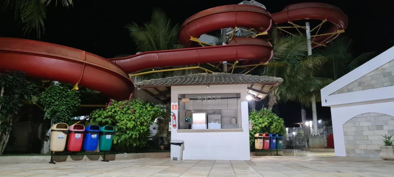 THERMAS LACQUA DIROMA COM PISCINA De ONDAS GRATIS 24horas Caldas Novas Buitenkant foto